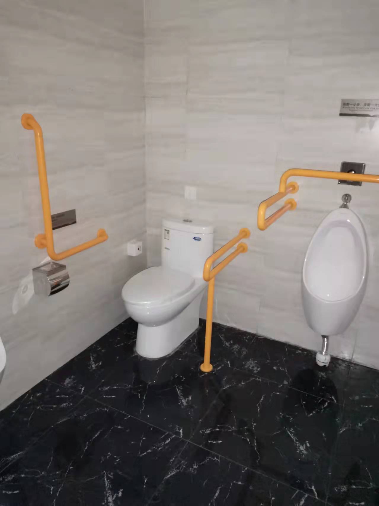 1637595476172591.jpg